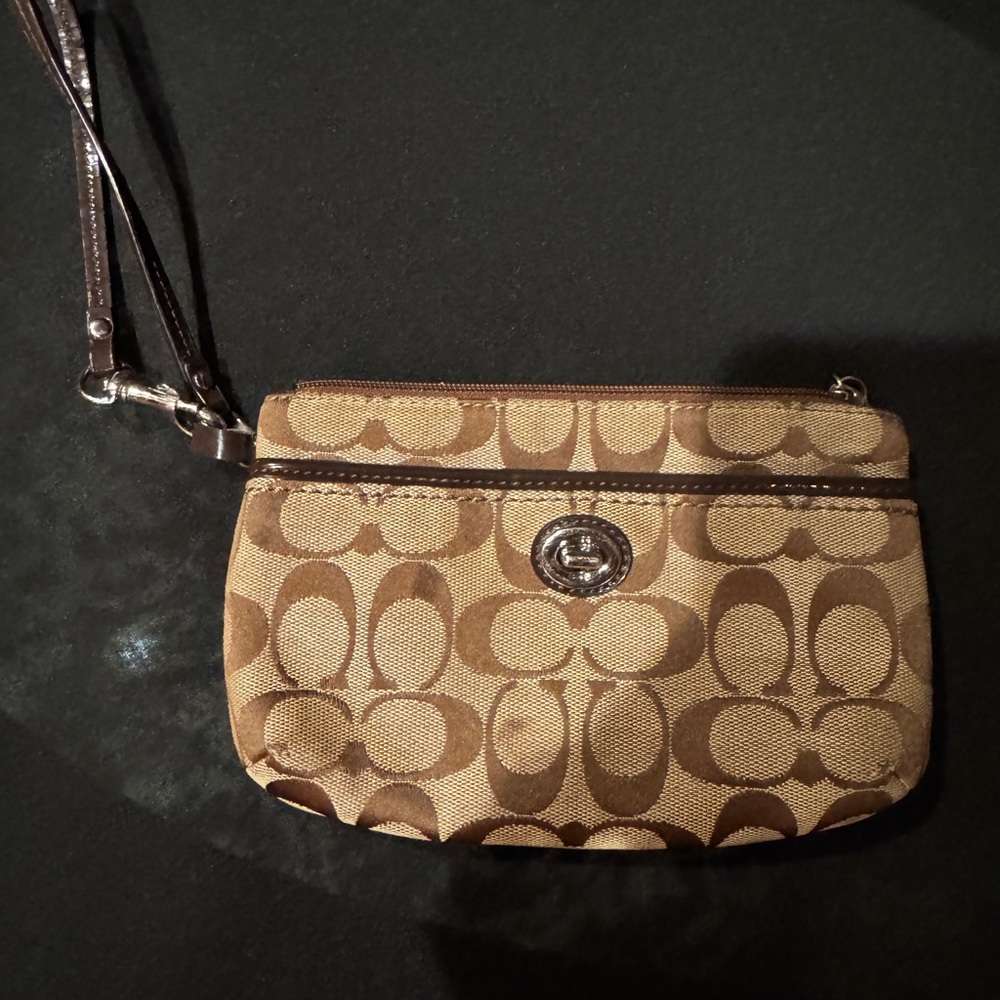 Brown Patterned Wristlet